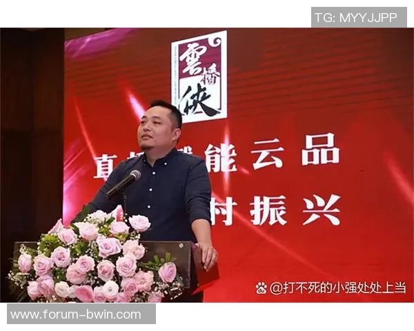 李扬在足球领域的崛起与成就探讨及其对中国足球的影响分析