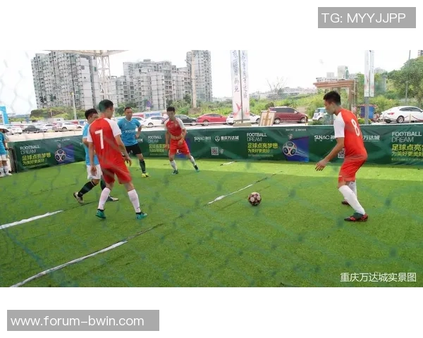 泸州业余足球热潮兴起球迷齐聚展现激情与活力